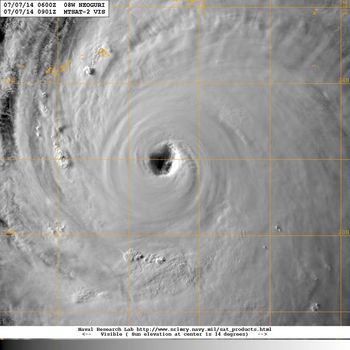 台風8号衛星写真3.jpg